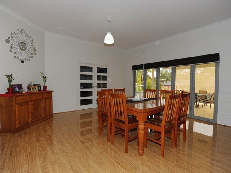 333C Lesmurdie Road, Lesmurdie WA 6076