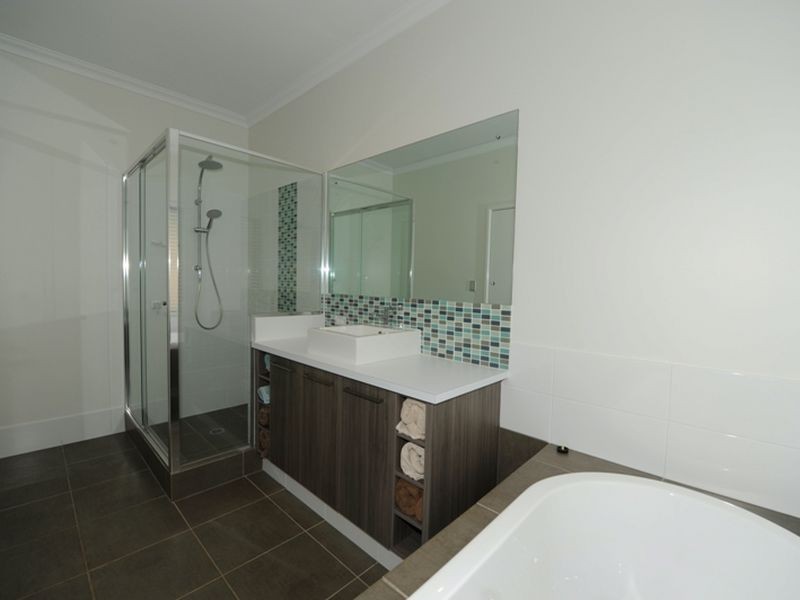 333C Lesmurdie Road, Lesmurdie WA 6076