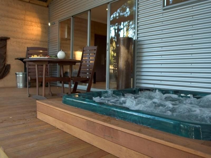 85 Carinyah Road, Pickering Brook WA 6076