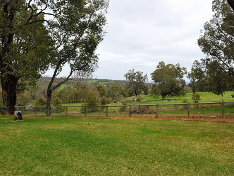 198 Burgess Road, Gidgegannup WA 6083