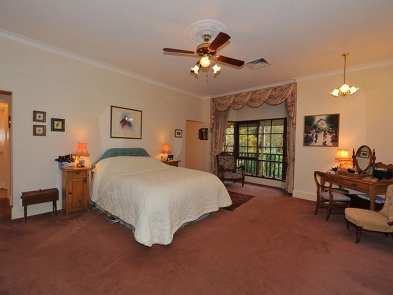 198 Burgess Road, Gidgegannup WA 6083