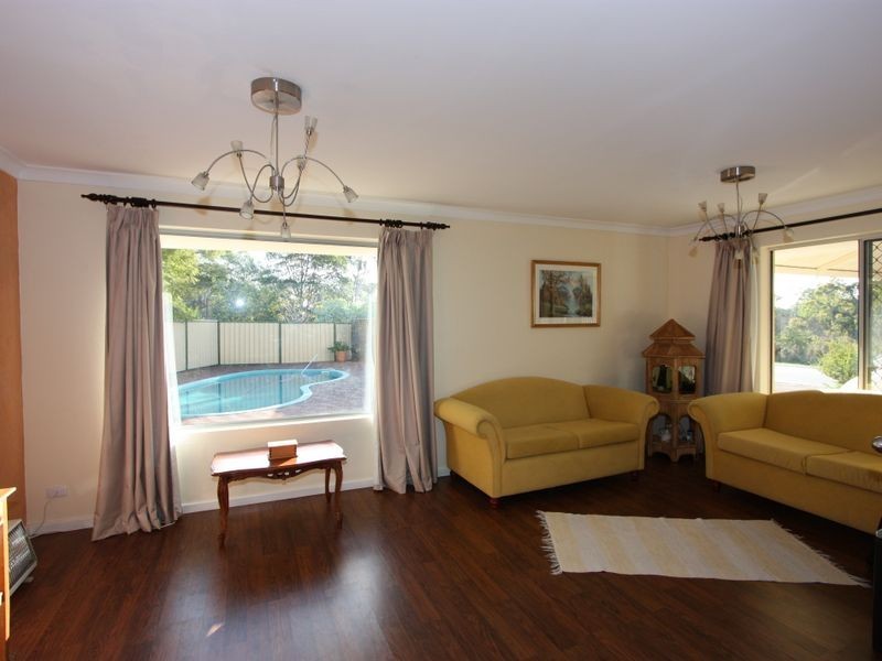 39 Lesmurdie Road East, Walliston WA 6076