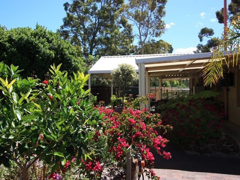 39 Lesmurdie Road East, Walliston WA 6076