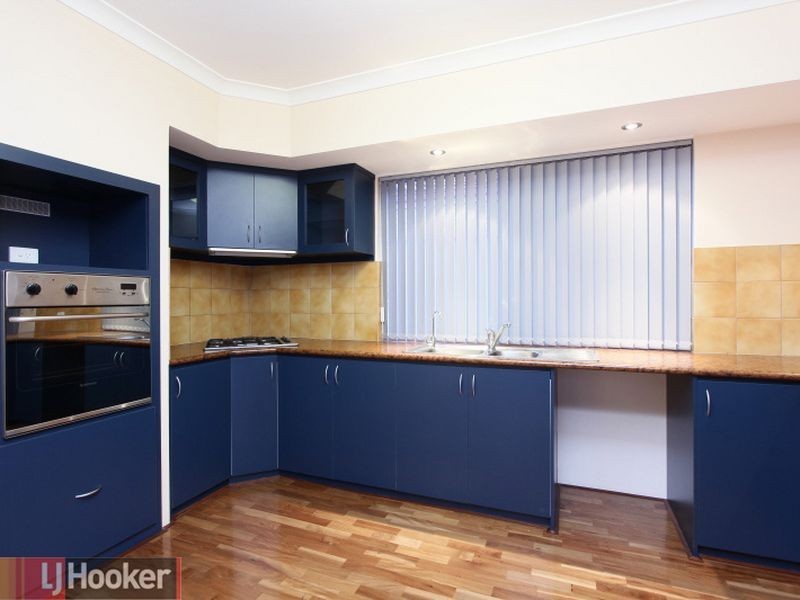 33 Parsons Avenue, Manning WA 6152