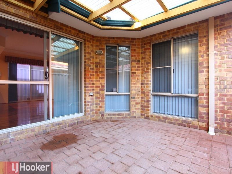 33 Parsons Avenue, Manning WA 6152