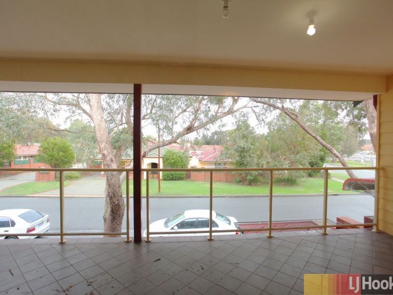 5/4 Walter Street, Gosnells WA 6110
