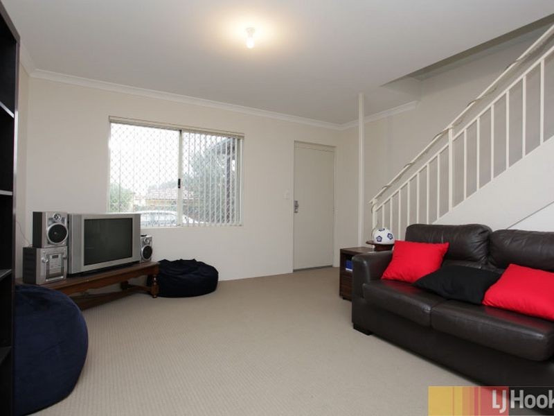 5/4 Walter Street, Gosnells WA 6110