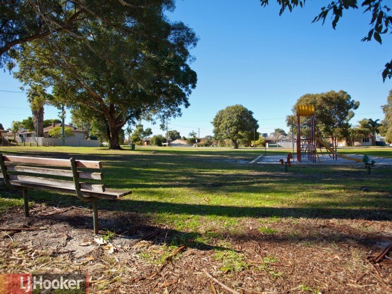 2/341 Daly Street, Belmont WA 6104