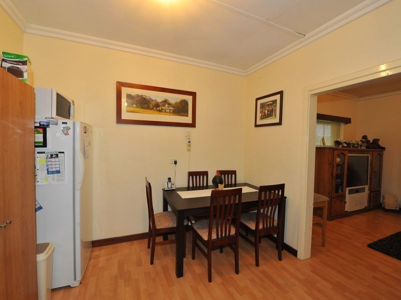 915 Mundaring Weir Road, Paulls Valley WA 6076