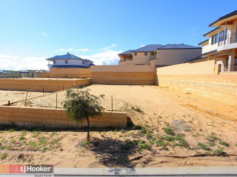 26 Arabella Loop, North Coogee WA 6163