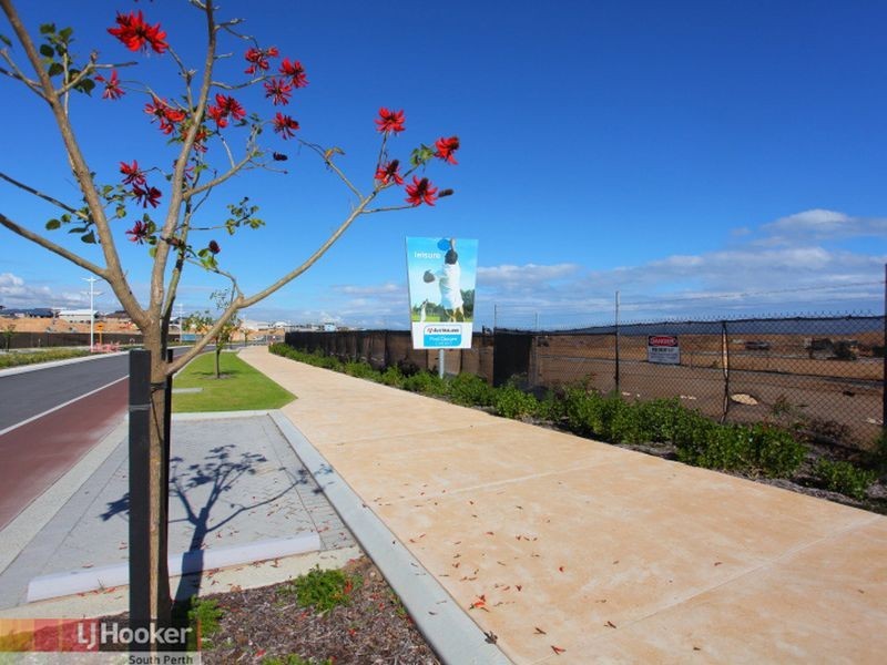 26 Arabella Loop, North Coogee WA 6163