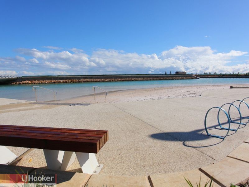 26 Arabella Loop, North Coogee WA 6163