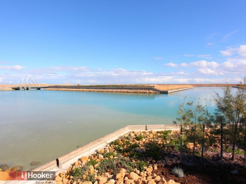 26 Arabella Loop, North Coogee WA 6163