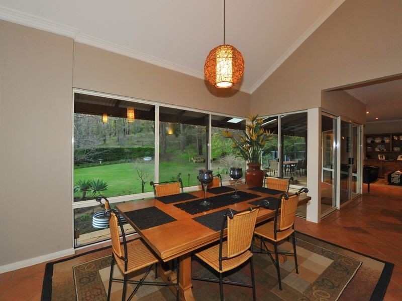 300 Aldersyde Road, Bickley WA 6076