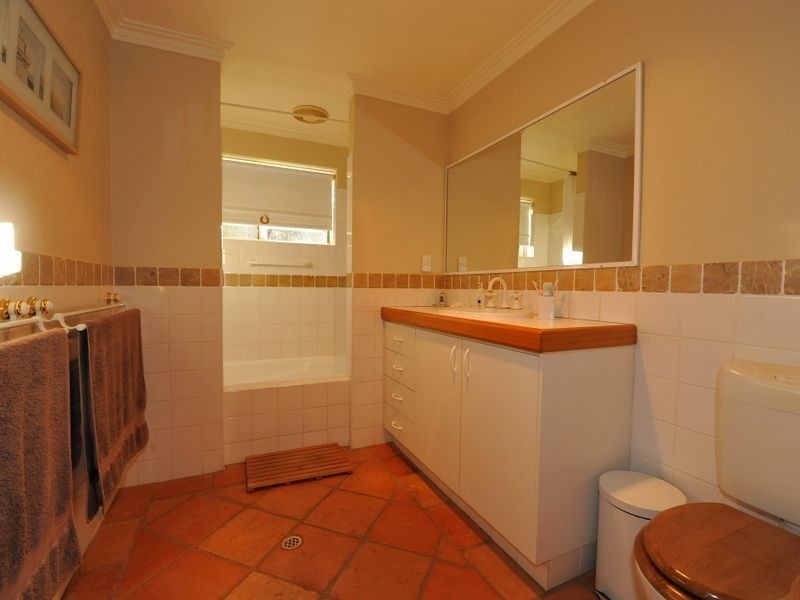 300 Aldersyde Road, Bickley WA 6076