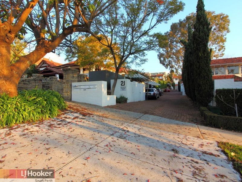 7/21 Karoo Street, South Perth WA 6151
