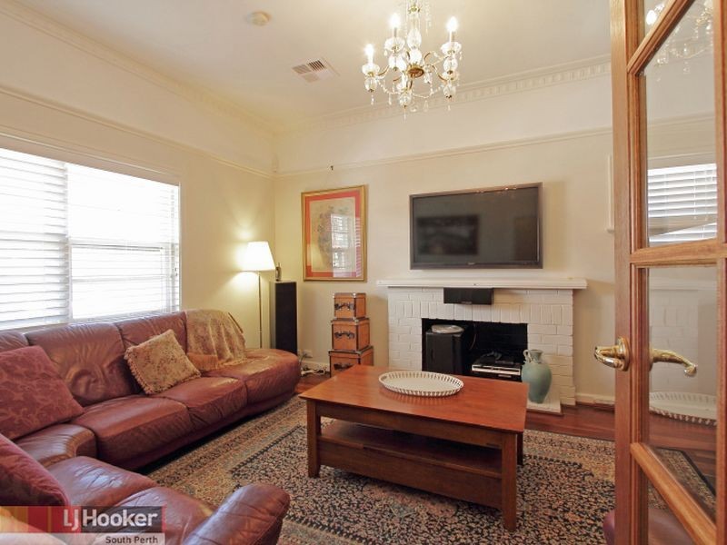 60 Todd Avenue, Como WA 6152