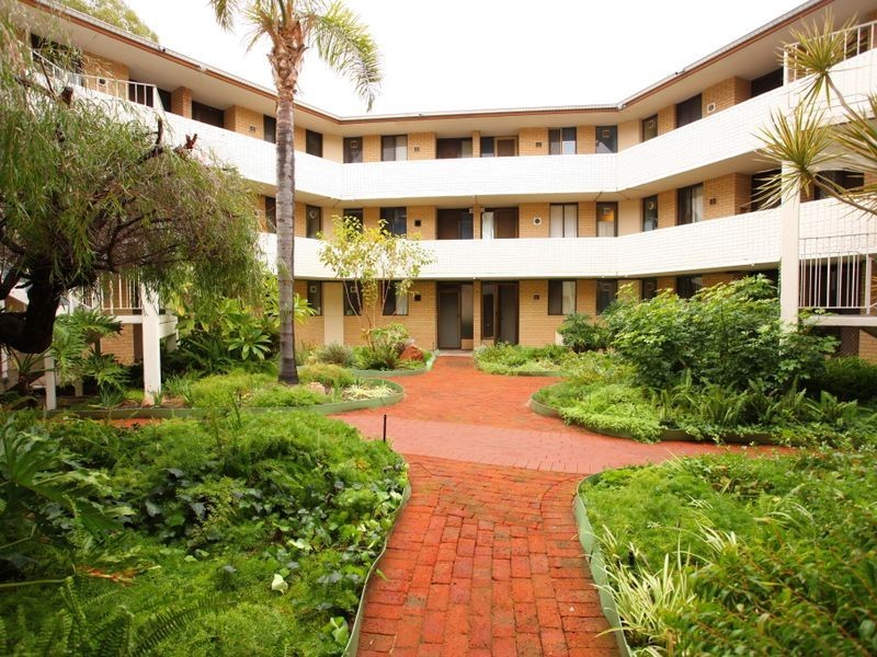 212/54 Nannine Place, Rivervale WA 6103