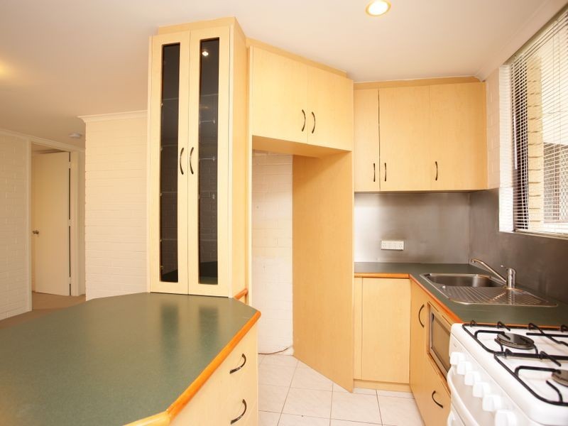 212/54 Nannine Place, Rivervale WA 6103