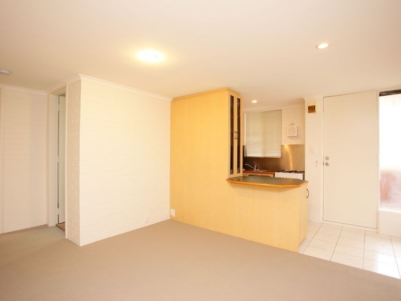 212/54 Nannine Place, Rivervale WA 6103