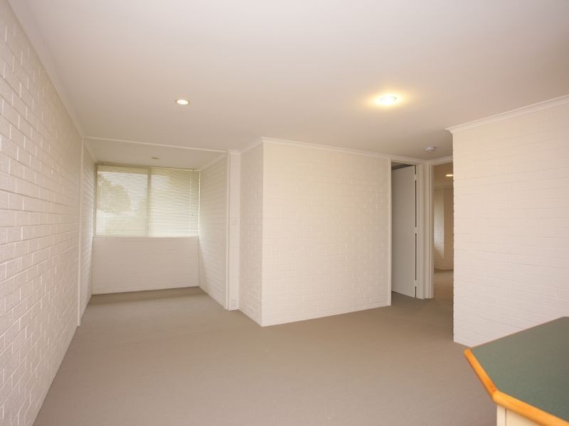212/54 Nannine Place, Rivervale WA 6103