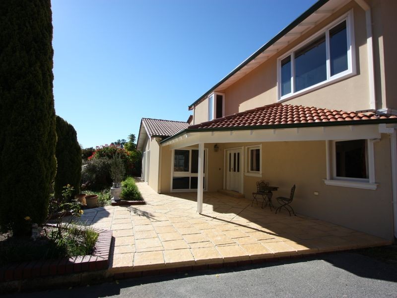 62 Chislehurst Road, Lesmurdie WA 6076