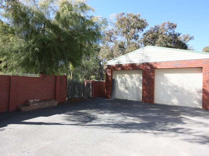 62 Chislehurst Road, Lesmurdie WA 6076