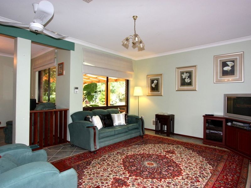 3 Morrell Way, Lesmurdie WA 6076