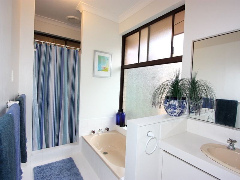 3 Morrell Way, Lesmurdie WA 6076