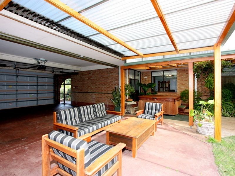 3 Morrell Way, Lesmurdie WA 6076