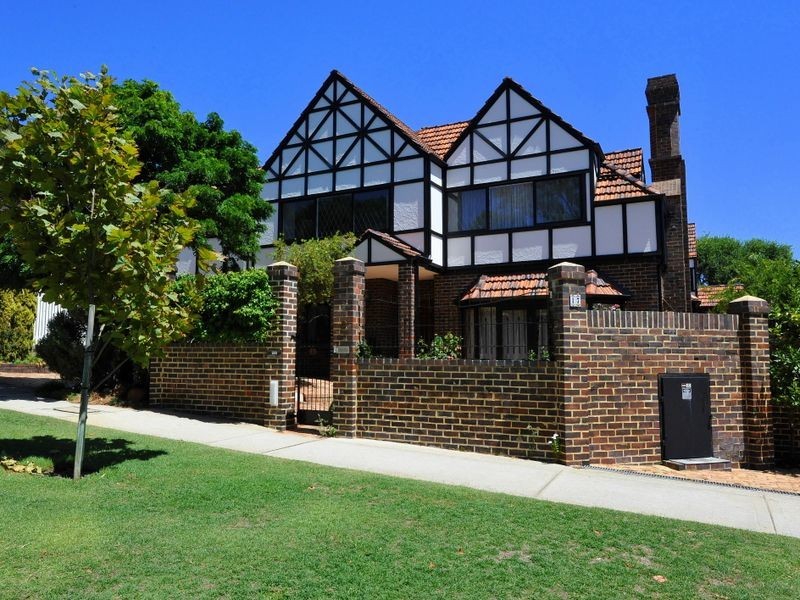 2-17 Karoo Street, South Perth WA 6151