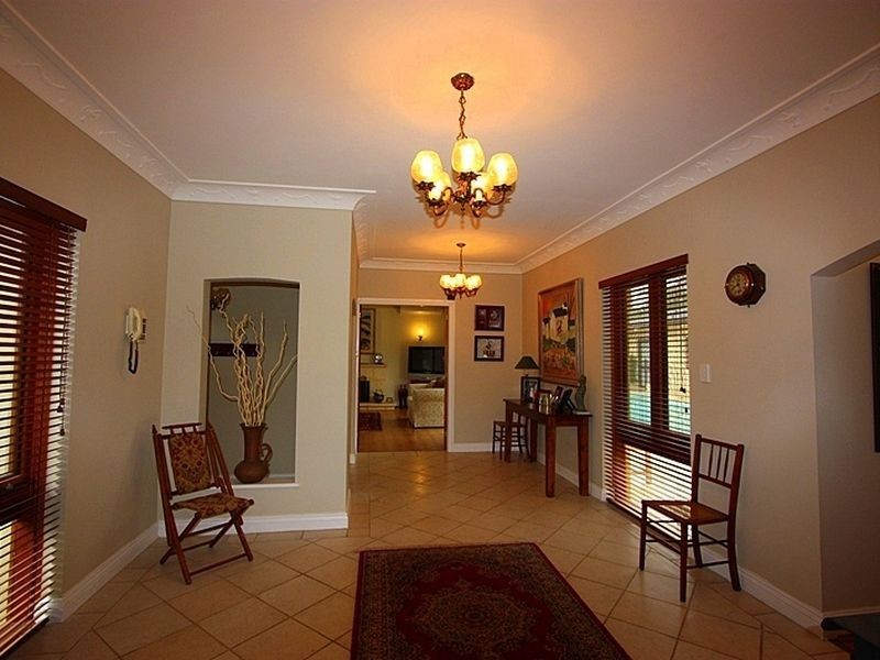 6 Trafalgar Court, Lesmurdie WA 6076