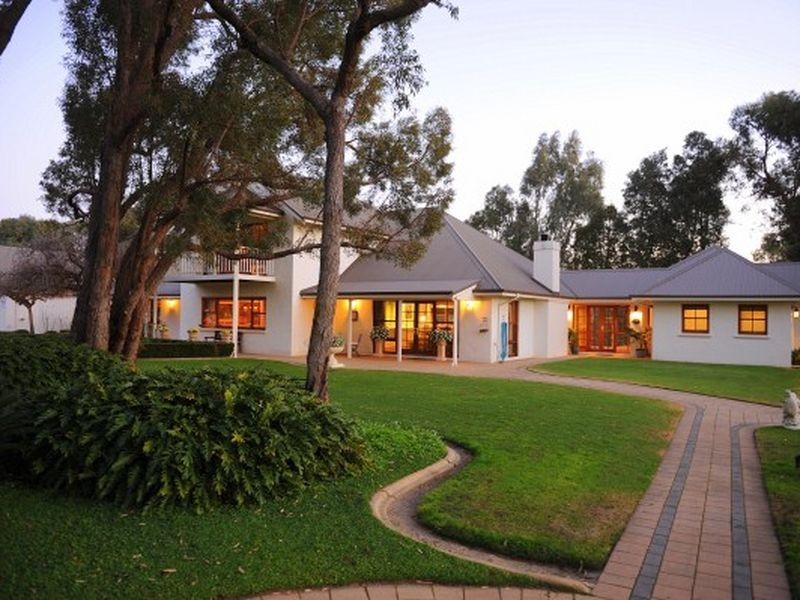 16 Easter Brook Place, Wattle Grove WA 6107