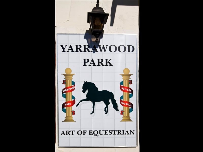 16 Easter Brook Place, Wattle Grove WA 6107