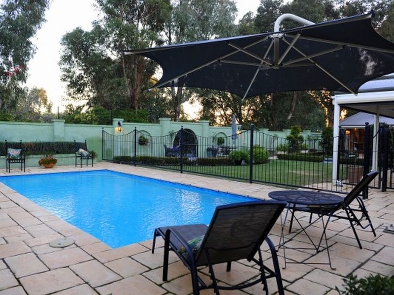 16 Easter Brook Place, Wattle Grove WA 6107