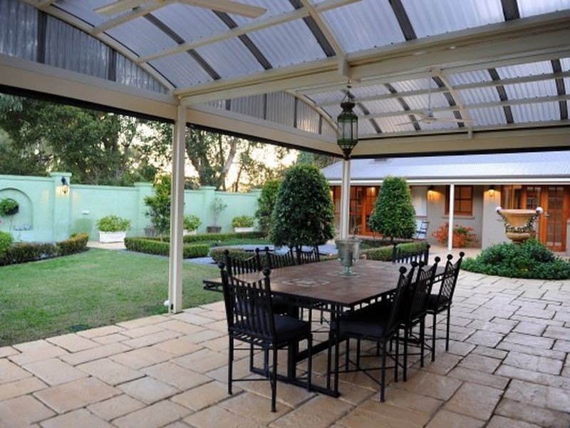 16 Easter Brook Place, Wattle Grove WA 6107