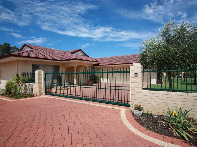 19A Heath Road, Kalamunda WA 6076