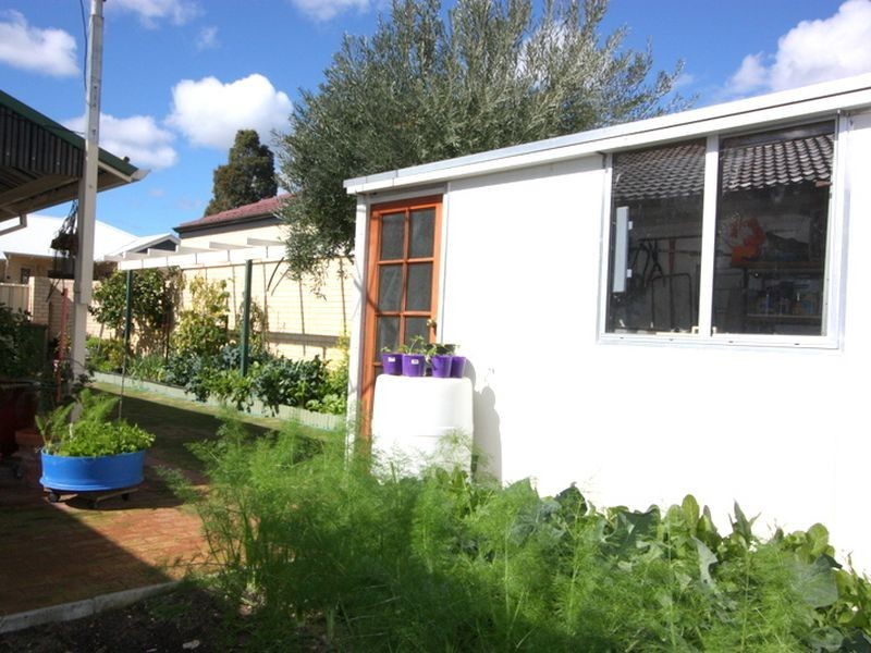 19A Heath Road, Kalamunda WA 6076