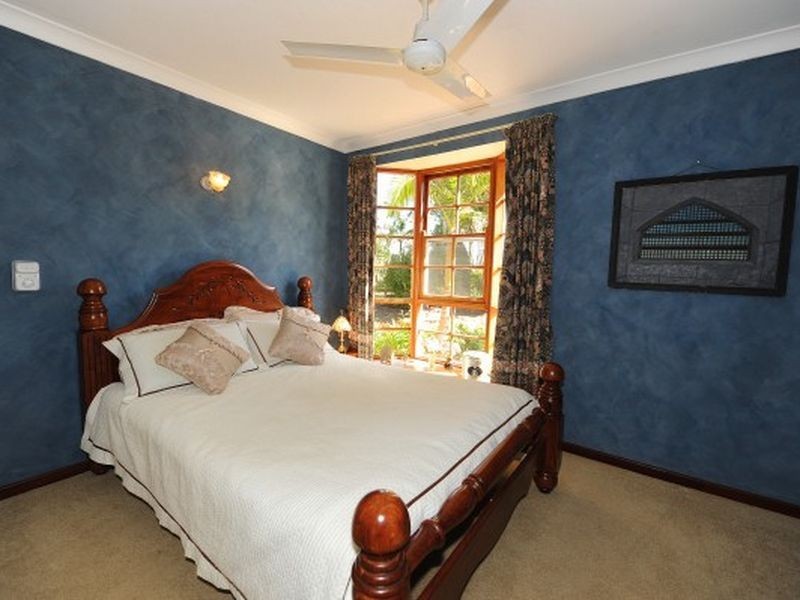 6 College Road, Gooseberry Hill WA 6076