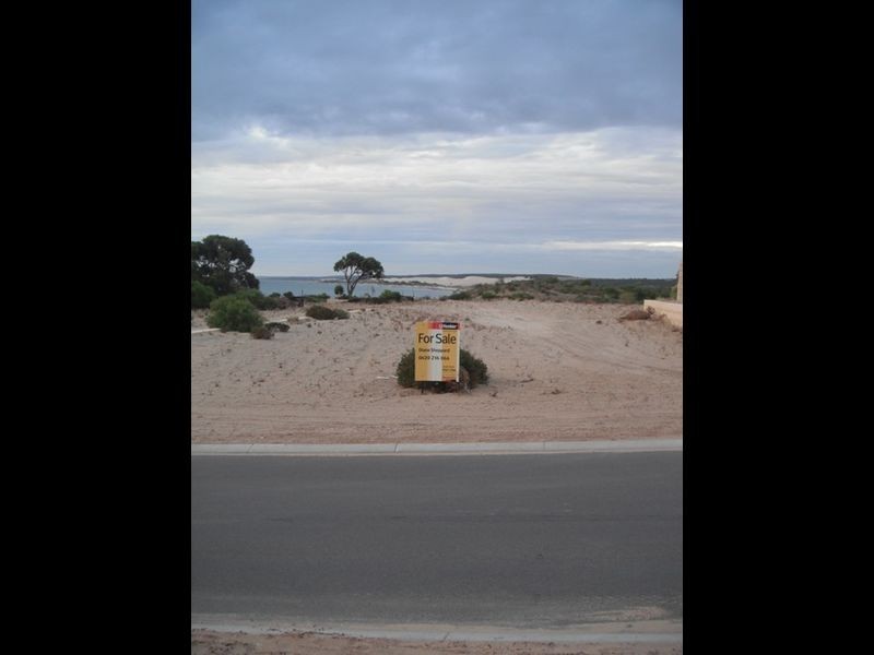 5 Hester Street, Drummond Cove WA 6532