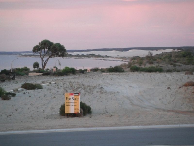 5 Hester Street, Drummond Cove WA 6532