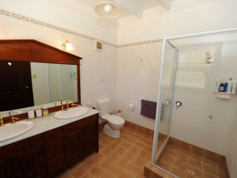 195 Orange Valley Road, Kalamunda WA 6076