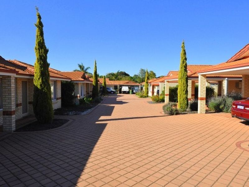 52F Cross Street, Queens Park WA 6107