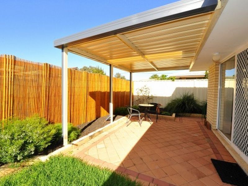 52F Cross Street, Queens Park WA 6107