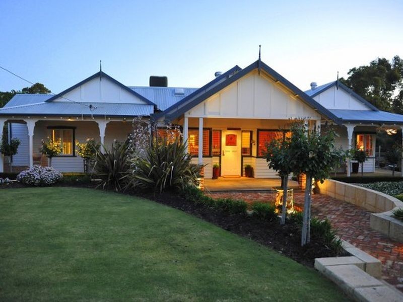 29 Heath Road, Kalamunda WA 6076