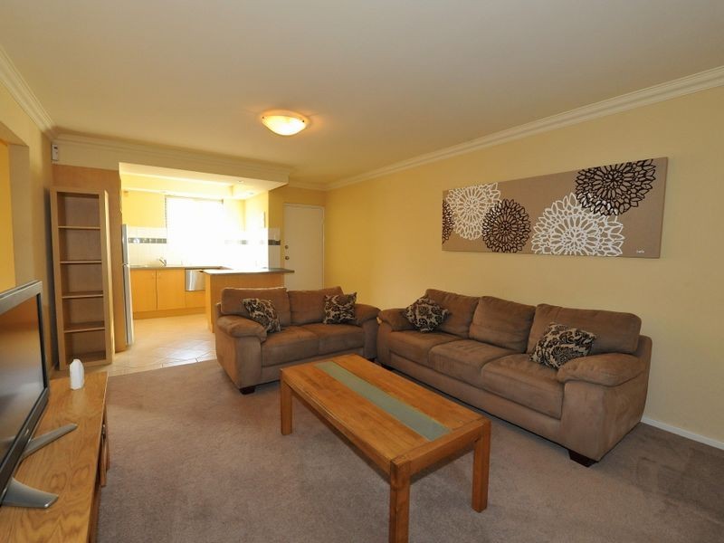 1/191 Coode Street, Como WA 6152