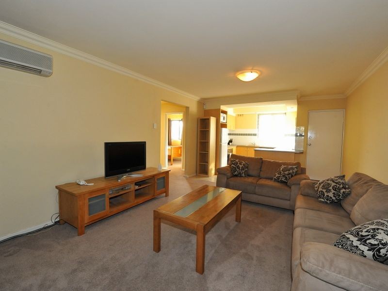 1/191 Coode Street, Como WA 6152