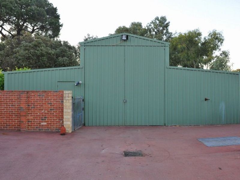 29 Easter Brook Place, Wattle Grove WA 6107