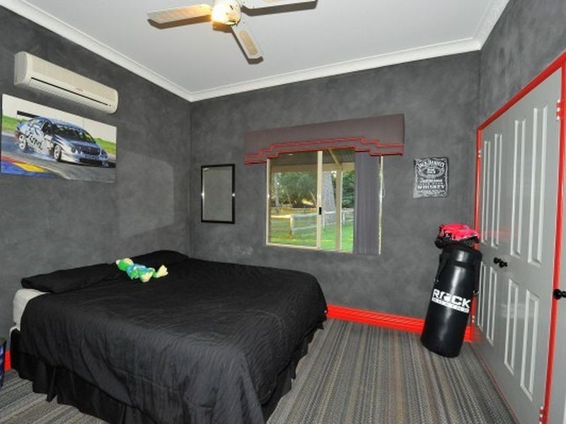 29 Easter Brook Place, Wattle Grove WA 6107