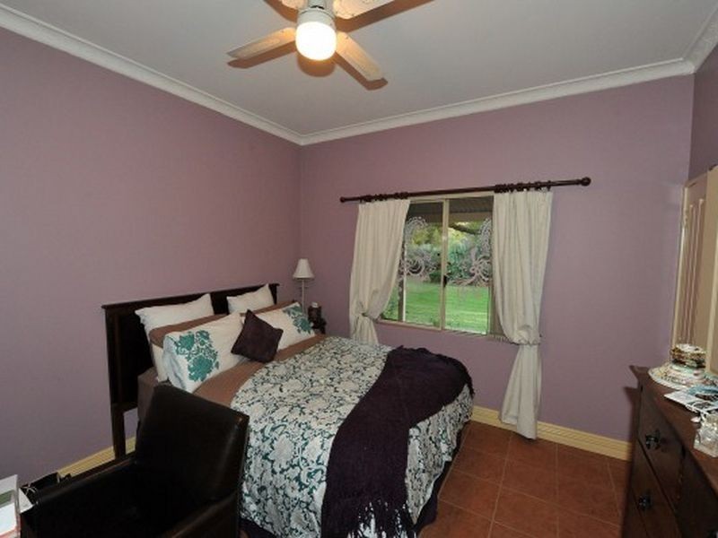 29 Easter Brook Place, Wattle Grove WA 6107